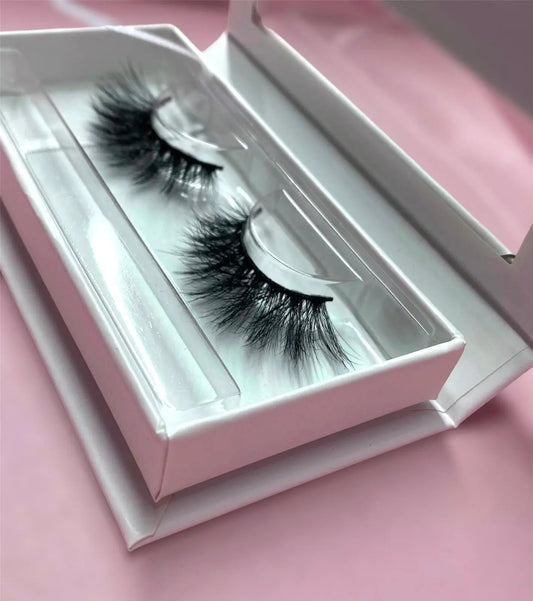 Lashes : Chloe mfanzylashes