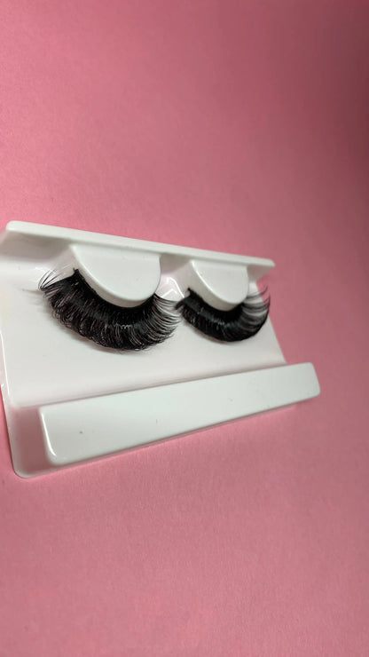 Lashes: Volumina mfanzylashes